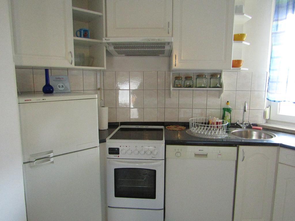 M.M. Home Apartman Gyor Bagian luar foto