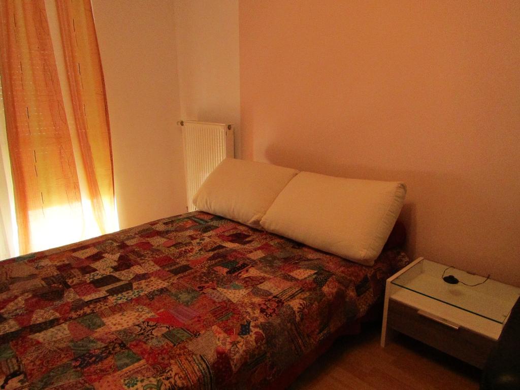 M.M. Home Apartman Gyor Bagian luar foto